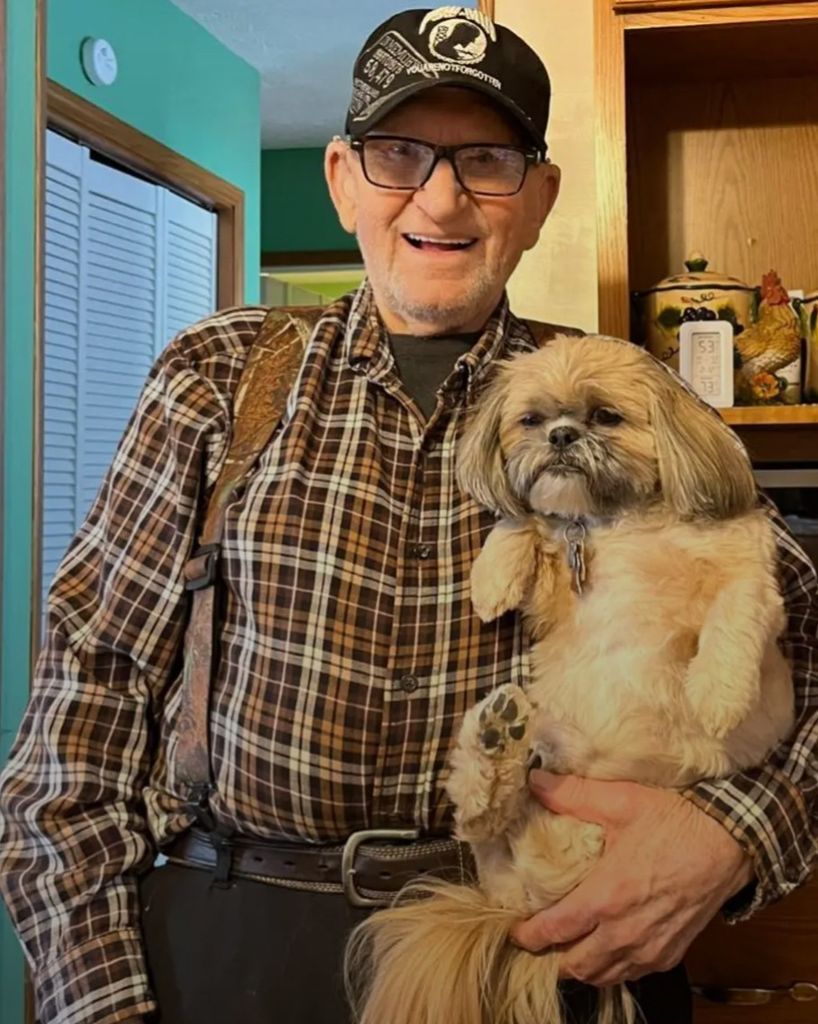 Eugene Earl Peterson Profile Photo