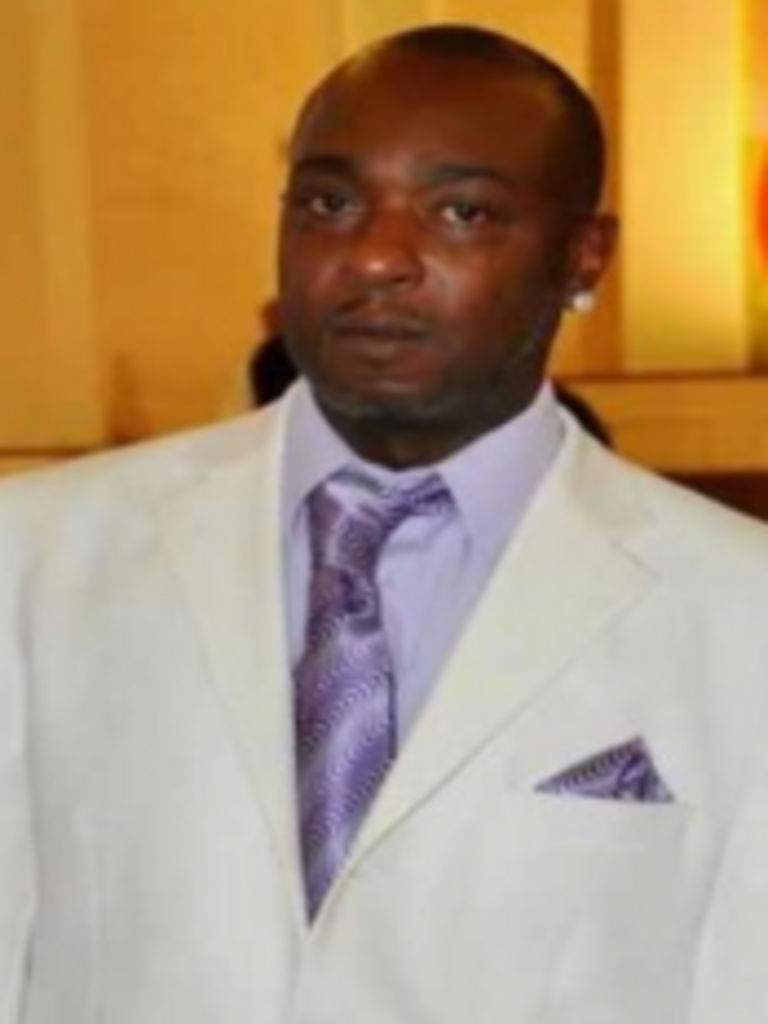 Robert Earl Underwood Profile Photo