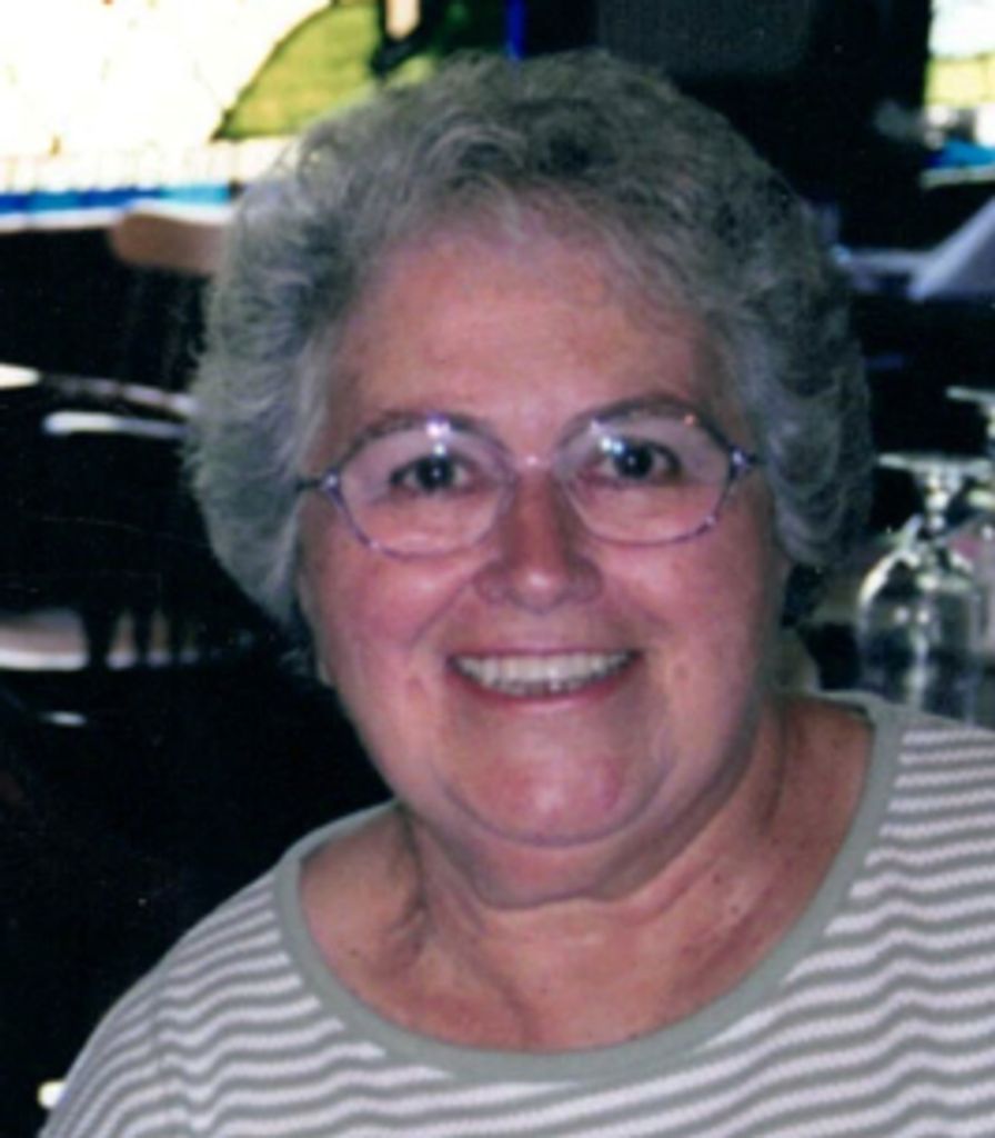Caroline Carlson Profile Photo