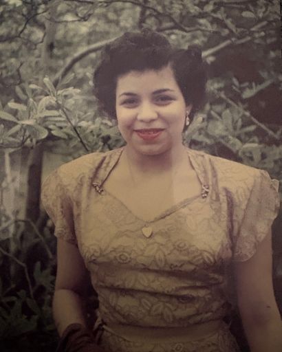 Eleanor Lorenzana Profile Photo