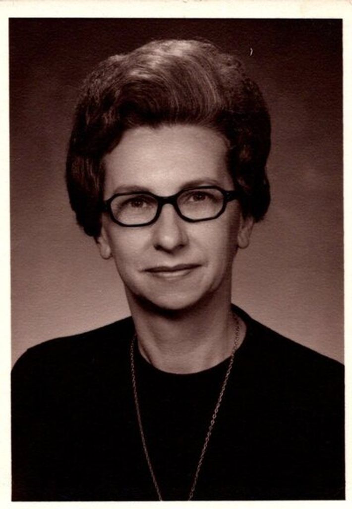 Elizabeth Newsome Profile Photo