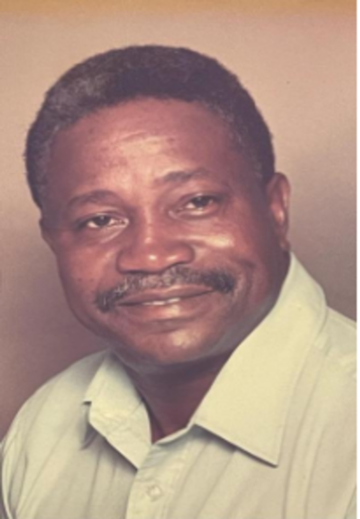 Robert Louis Devaughn Sr. Profile Photo