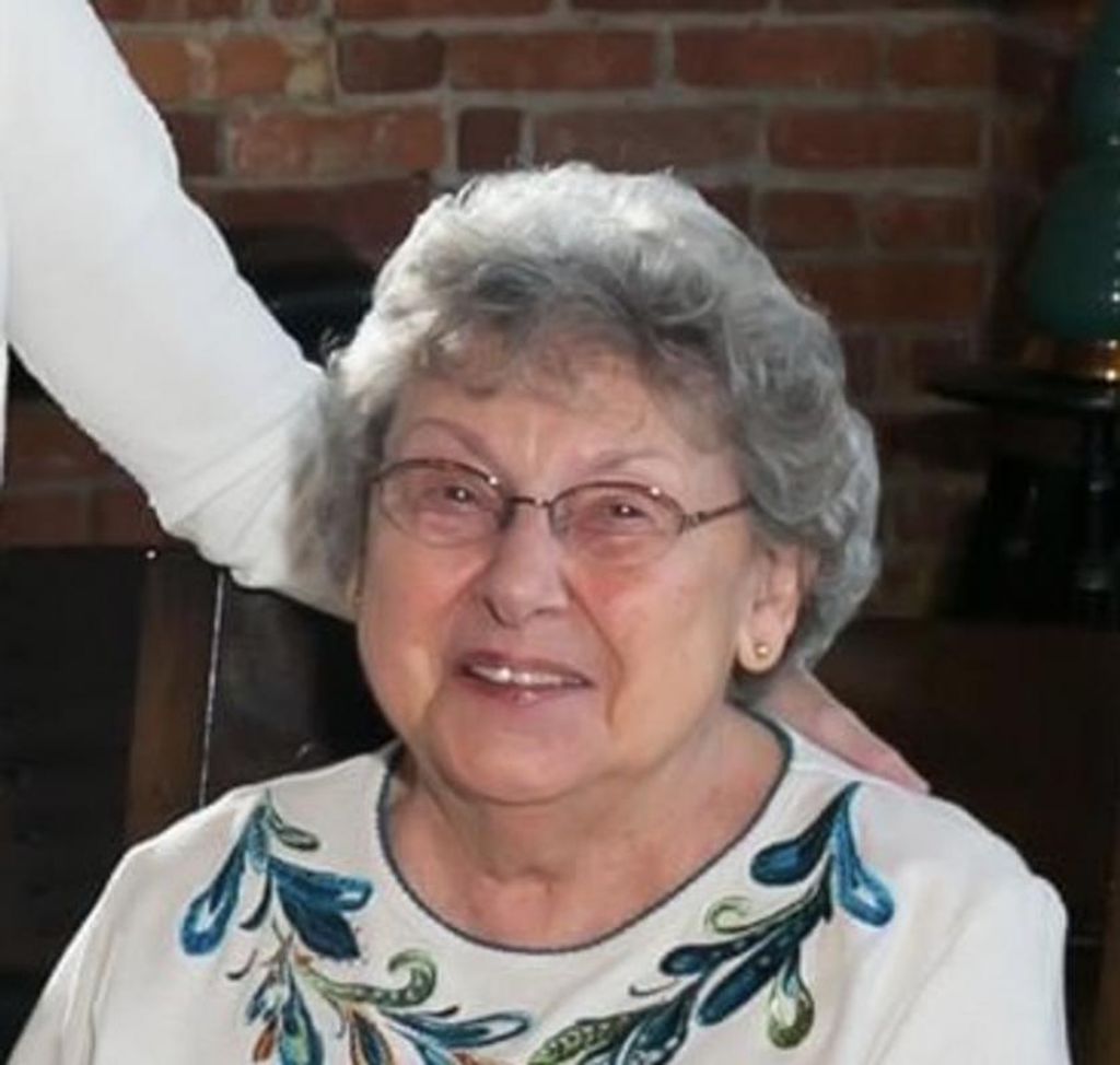 Elizabeth "Betty" Louise Johnson Profile Photo