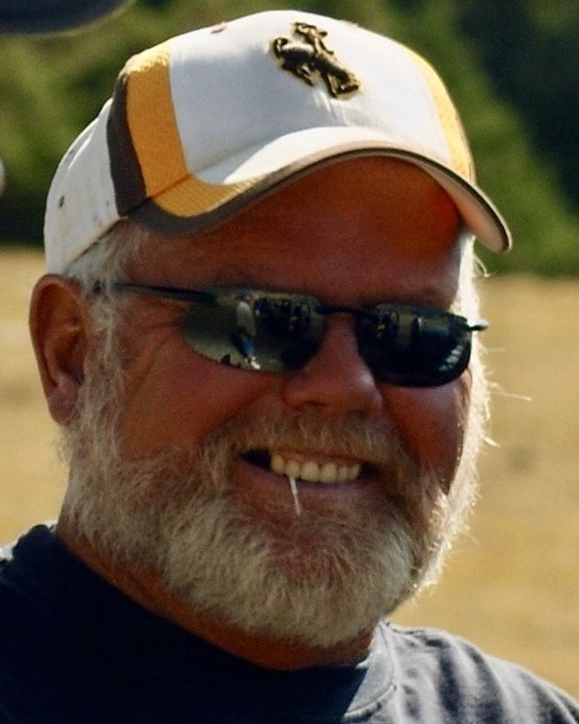 Mikel Warren Decker Profile Photo