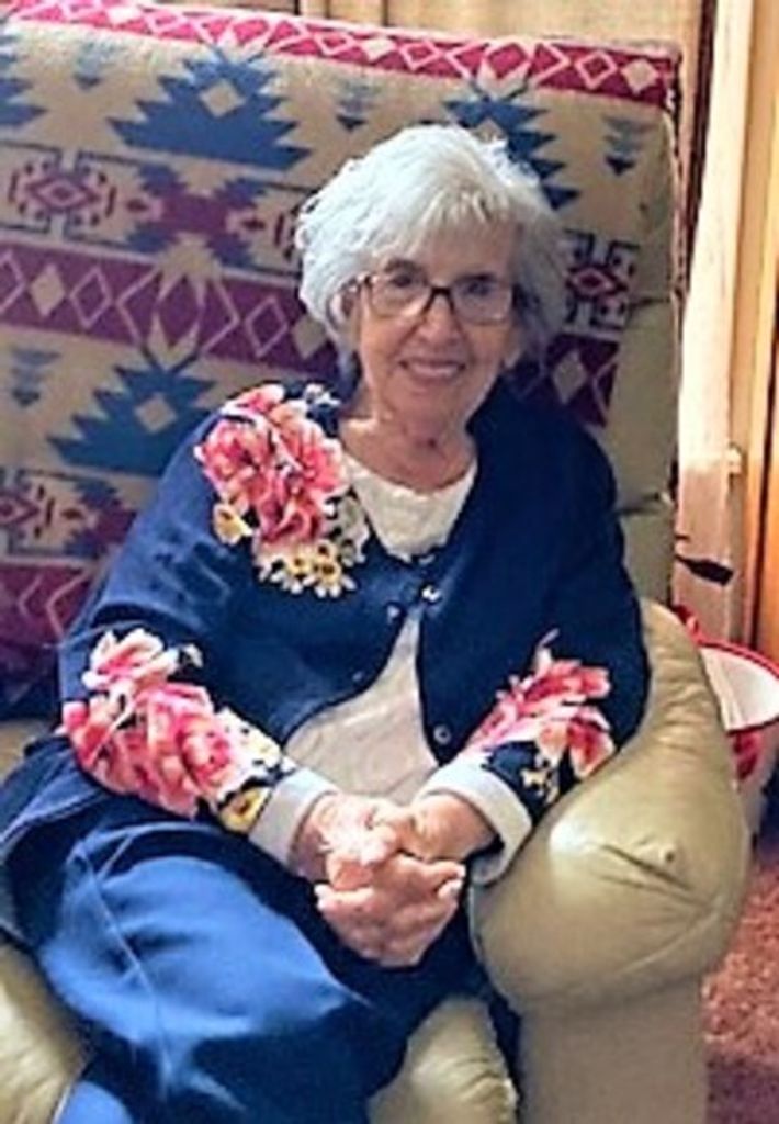Lorraine E. Machado Profile Photo
