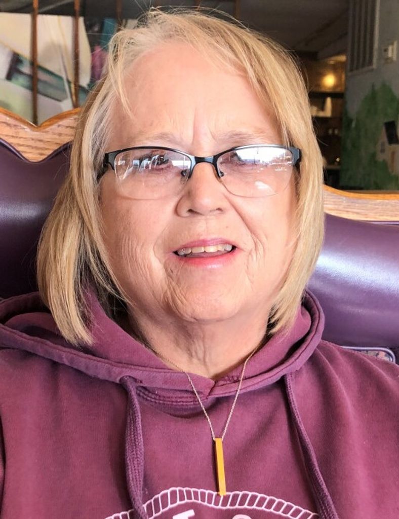 Linda "Carr" Greenhow