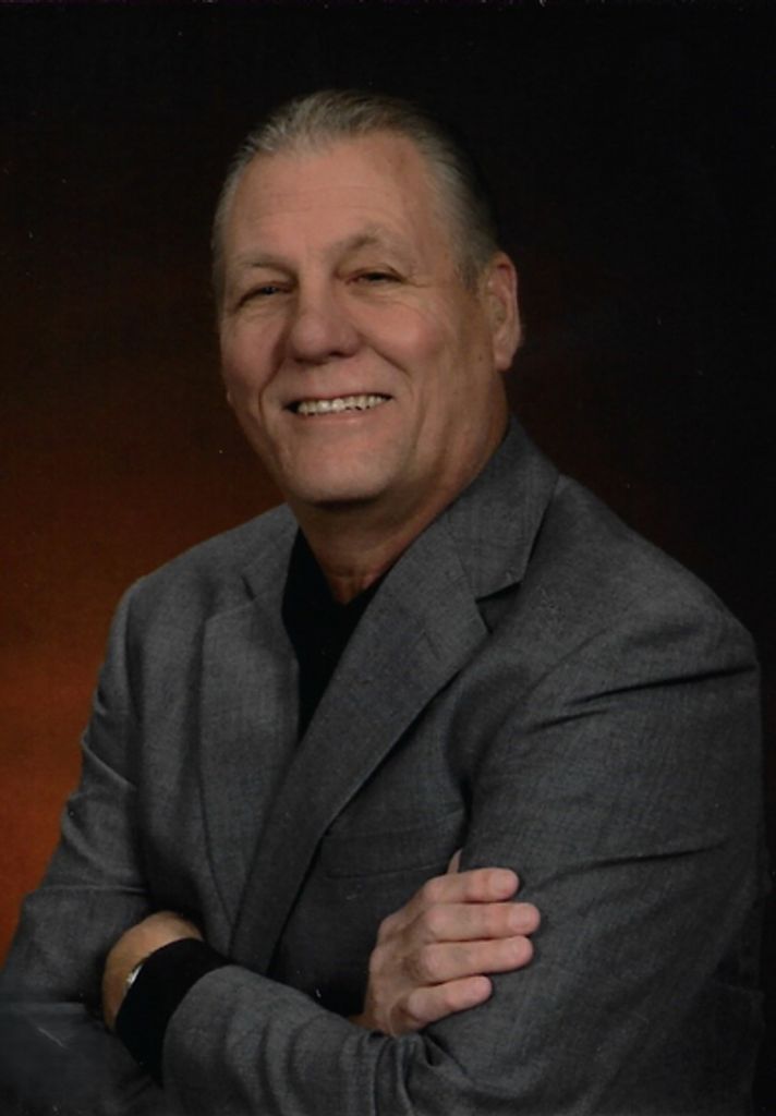 Robert Earl King, Jr. Profile Photo