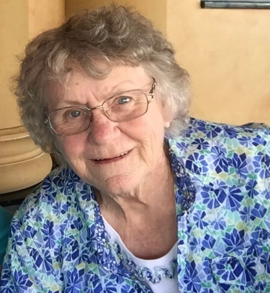 Louise Lewis Profile Photo