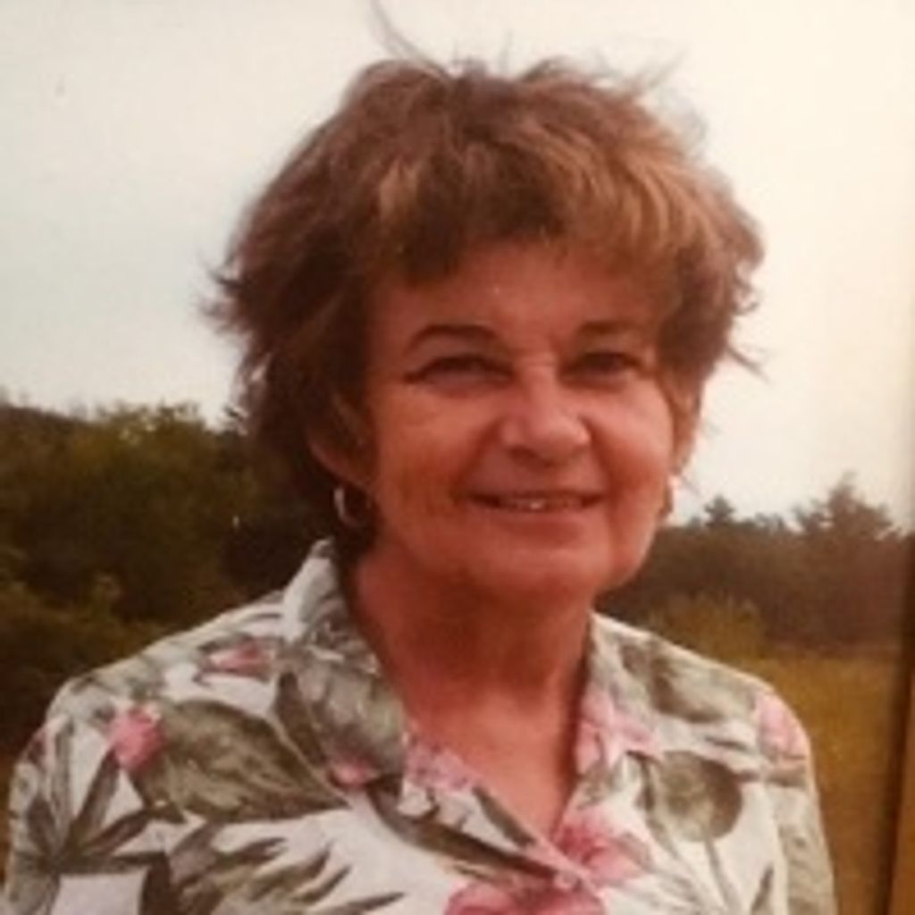 Beverly Bell Eckloff Profile Photo
