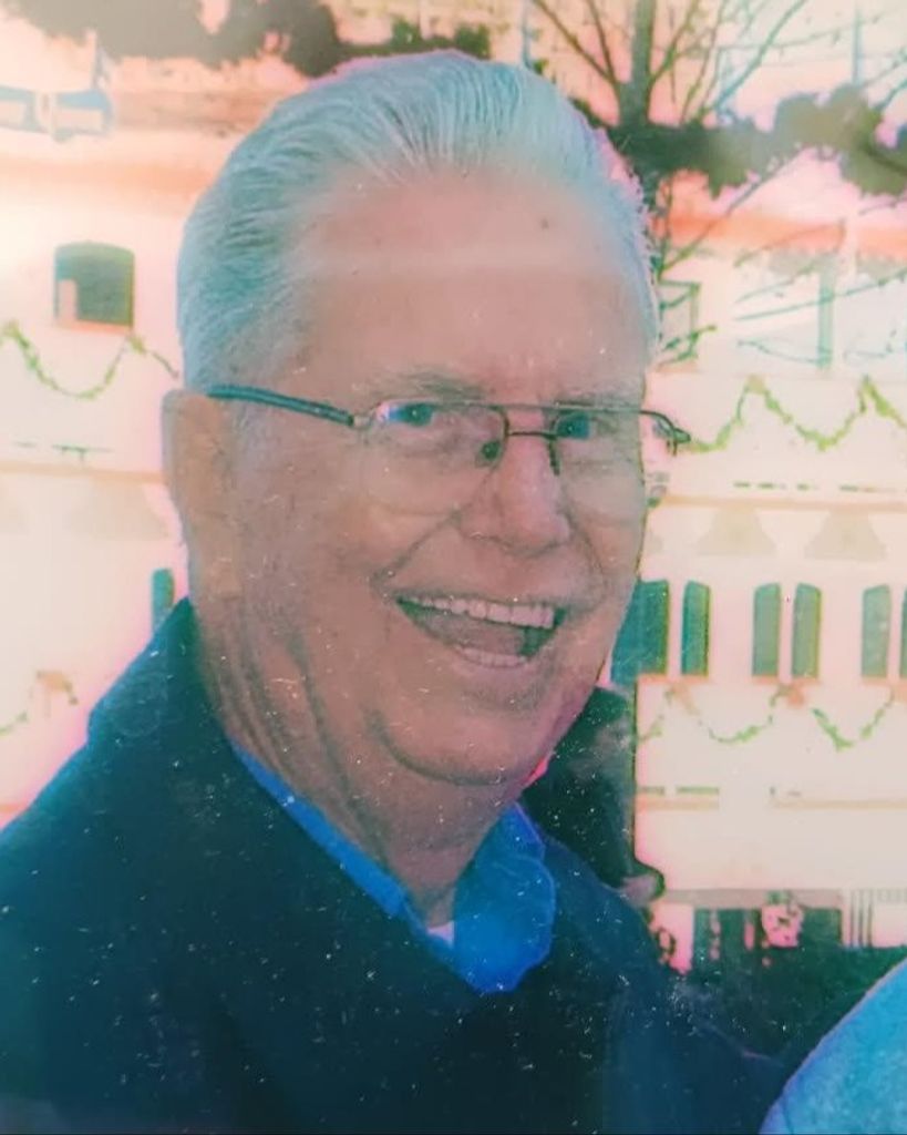 Donald Edward Holmes