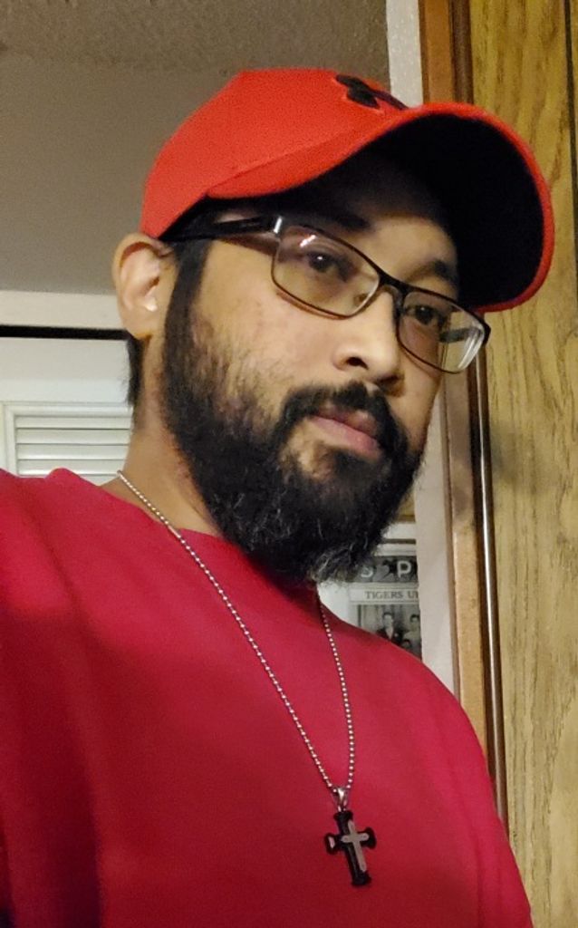 Christopher Simmons Profile Photo