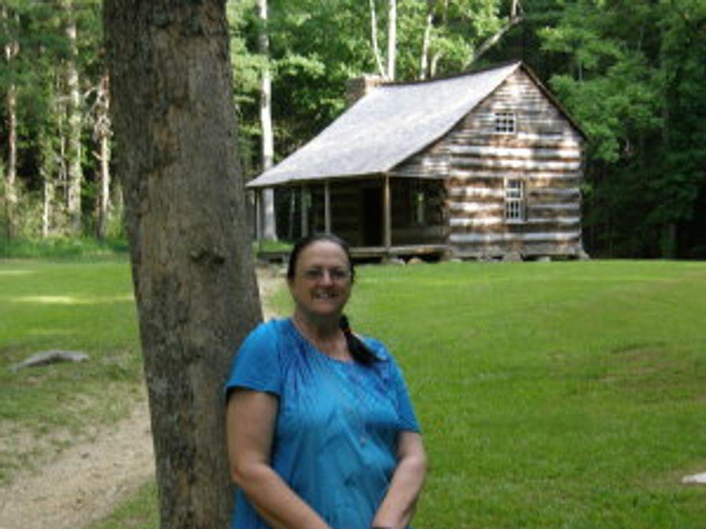 Carolyn "Kakie Sue" Batson