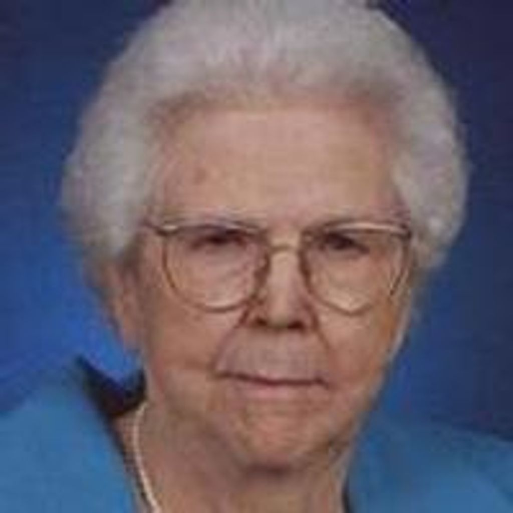 Edna Mae Minga
