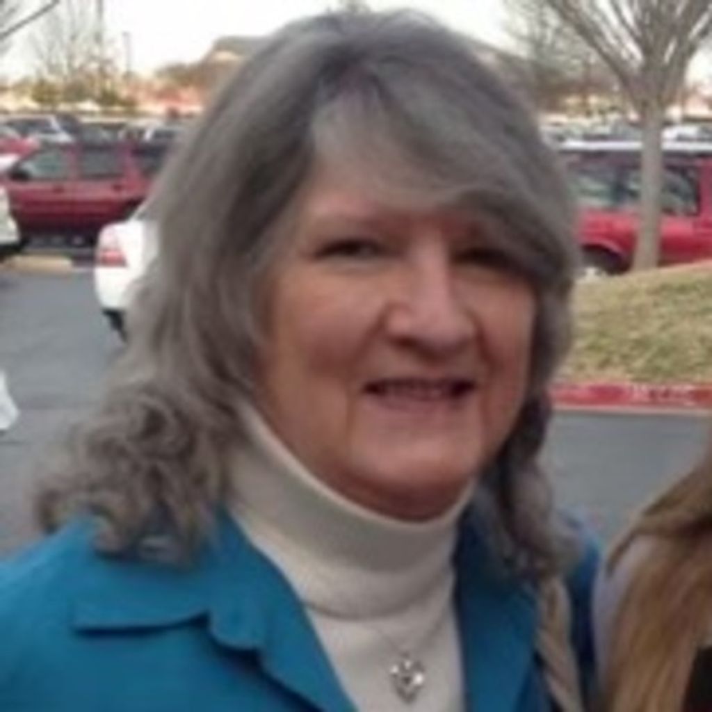 Carolyn Holden Thomas Profile Photo