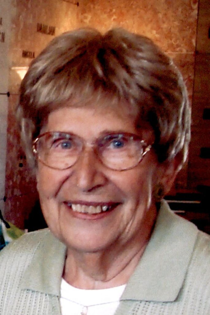 Mary Jane (Spantikow) Larsen Profile Photo