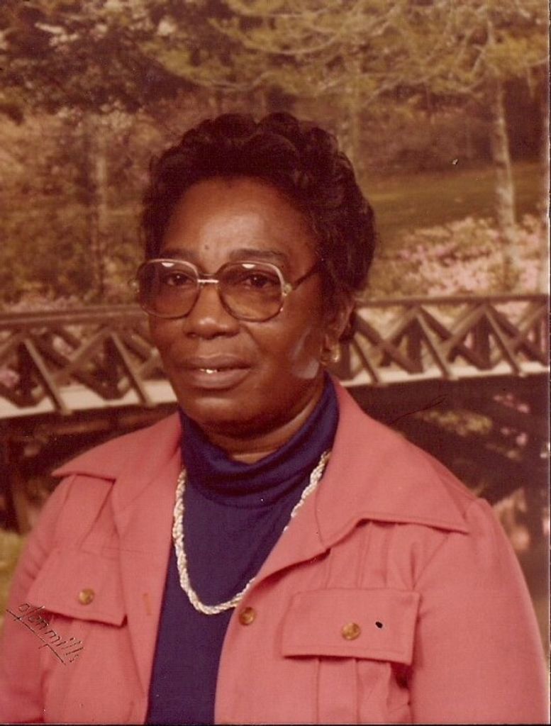 Mrs. Evelyn (Crockett)  Young Profile Photo