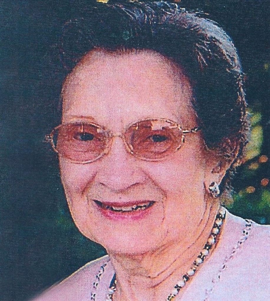 Elizabeth  "Lee" Wilson