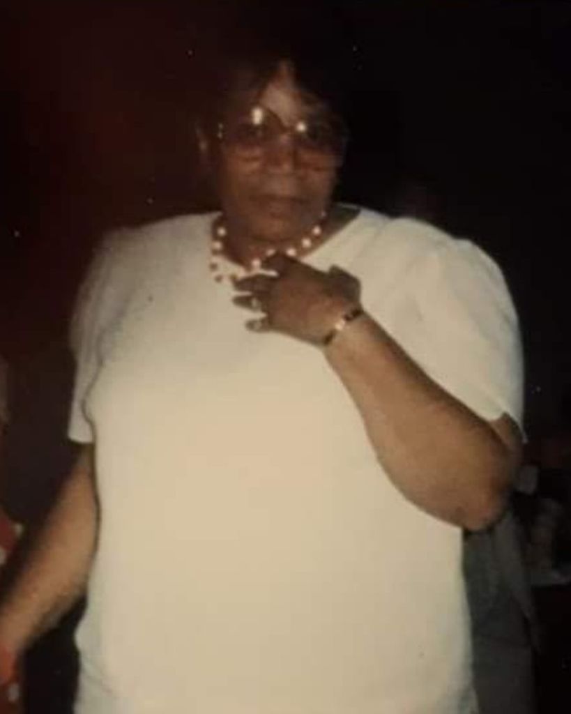 Lillian Eubanks Graves Profile Photo