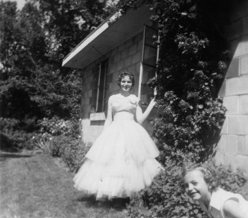 Rose D'Amico photo gallery thumbnail 6 of 96