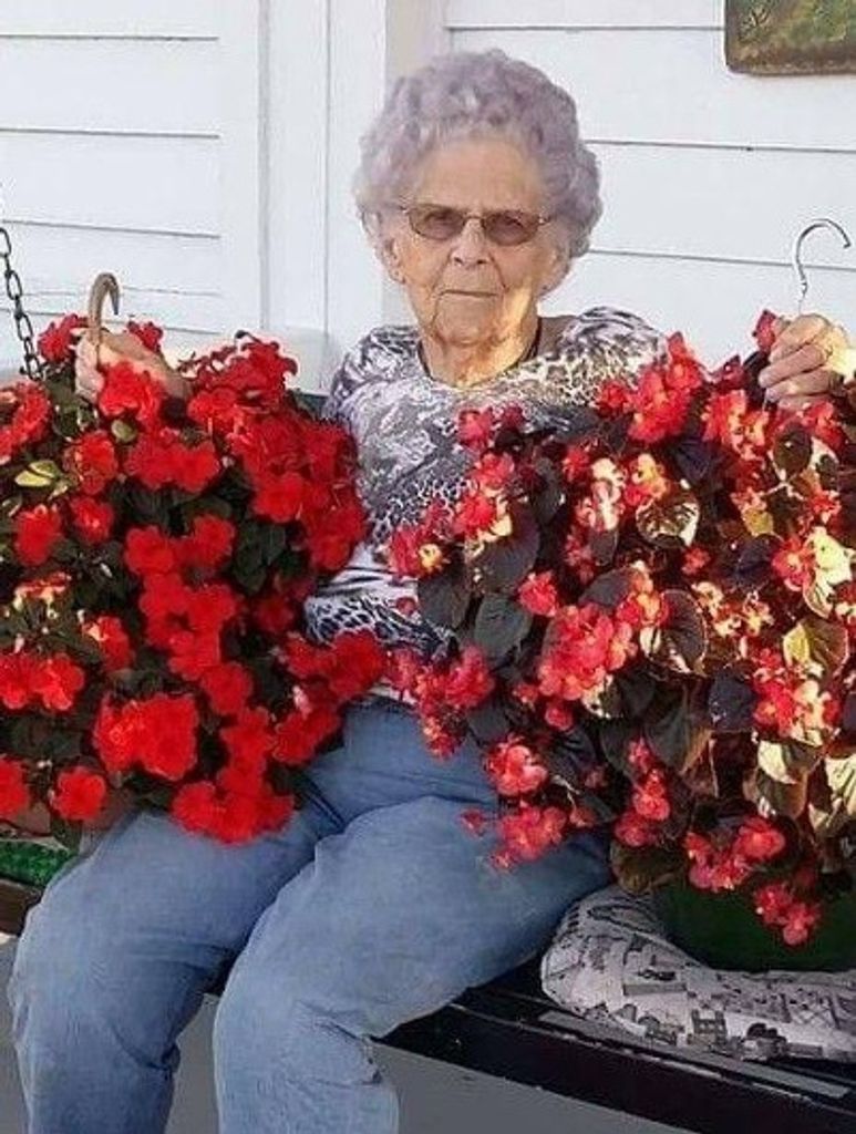 Hassie Loraine Holliday Dishon
