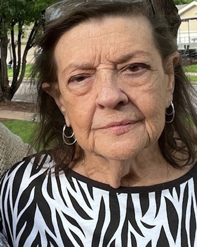 Vicki Donna Henderson