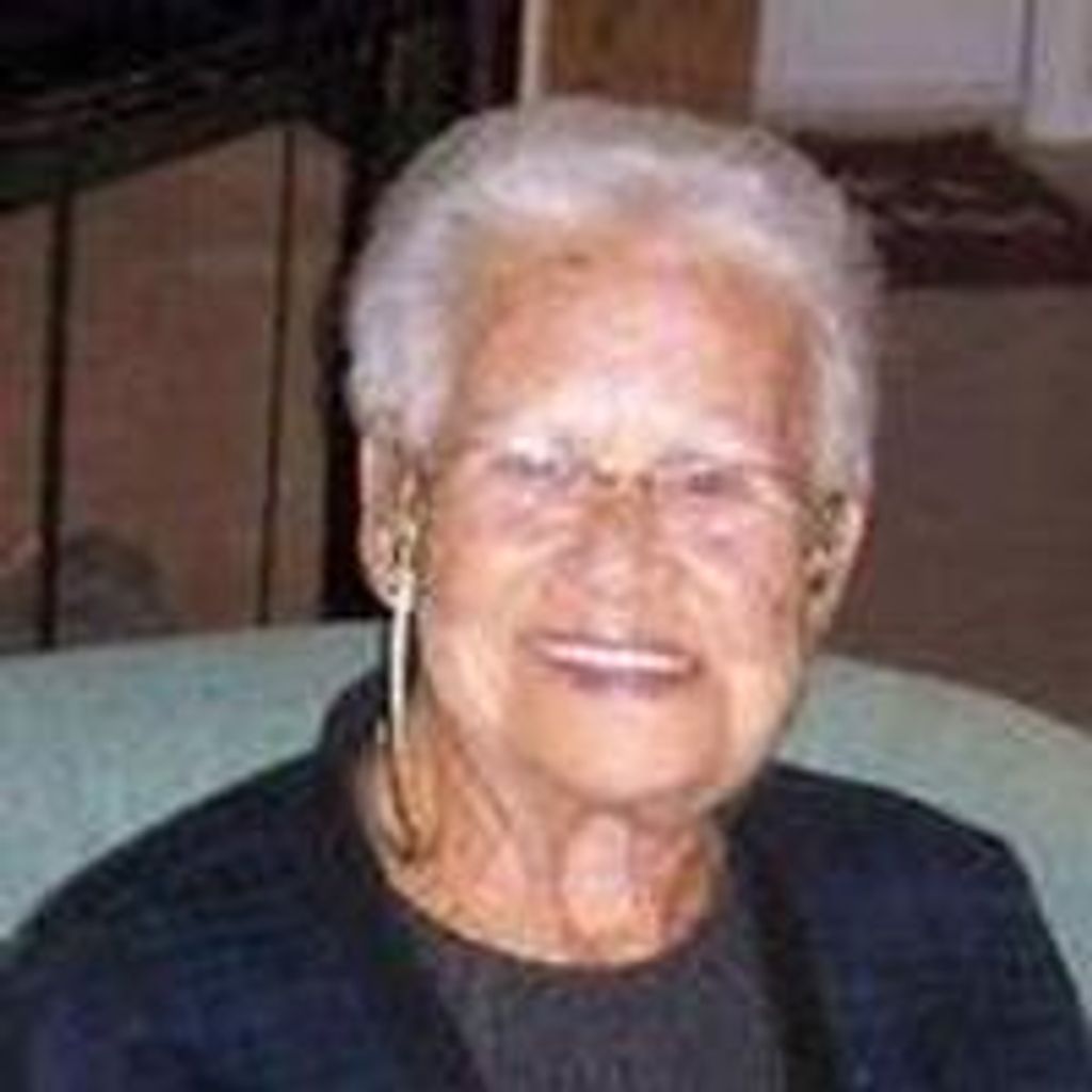 Lois R Watson