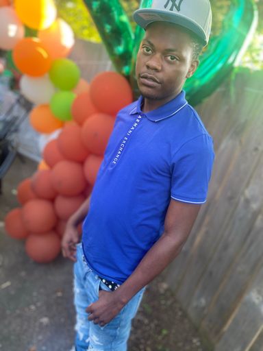 Terron Everton Brown photo gallery thumbnail 57 of 100