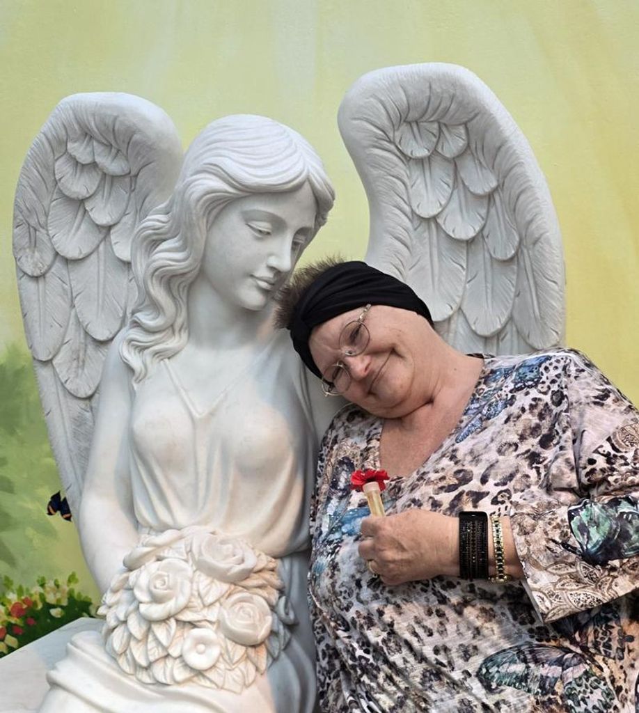 Rebecca "Becky" Linn Cox