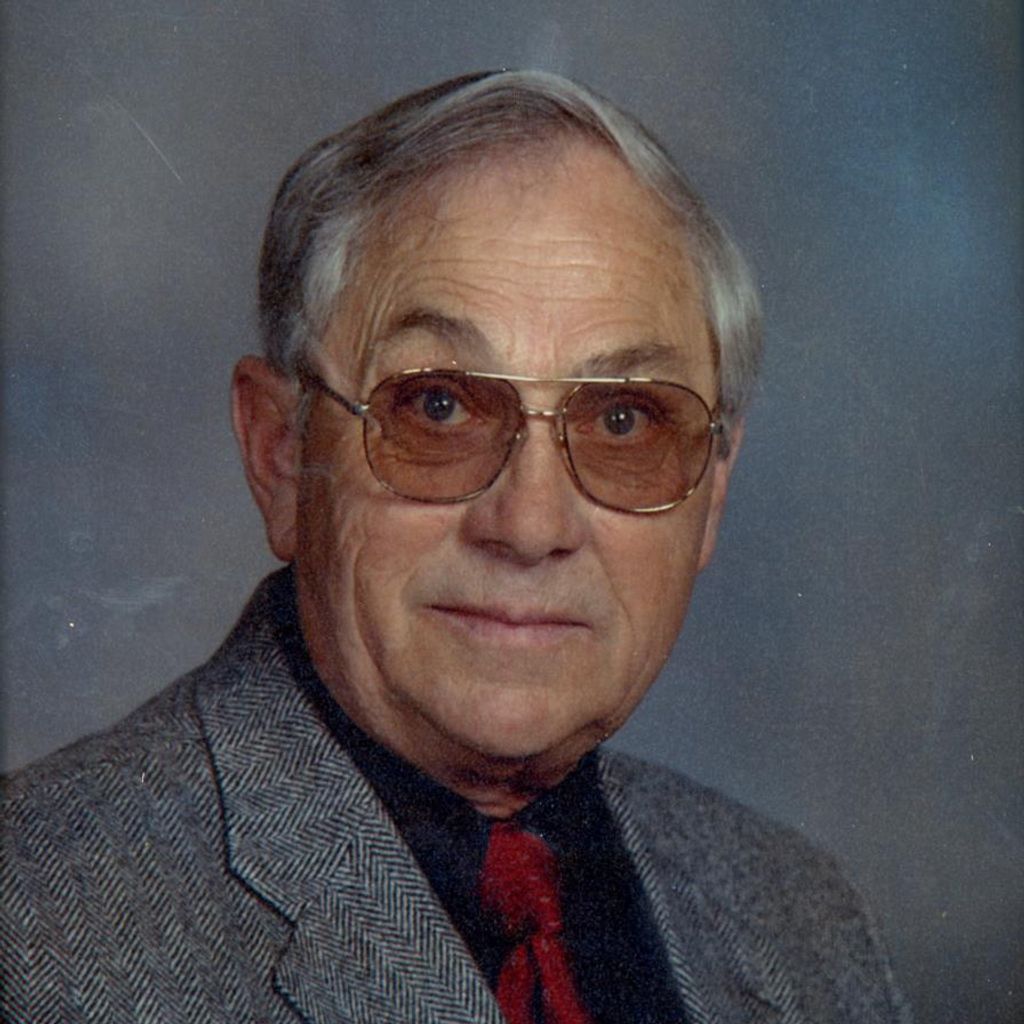 Lowell Neale Biel Profile Photo