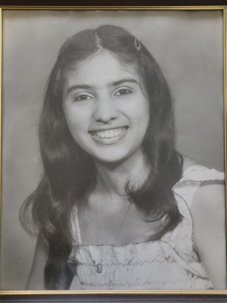 Vivian Almanza Powers Profile Photo