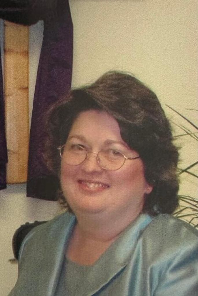Sandra Dell Cobb