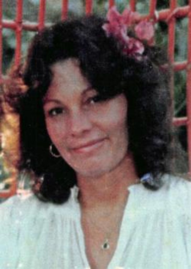 Gayle Lee Russo