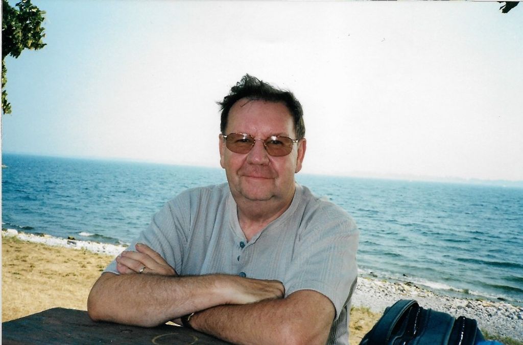 Donald "Don" Edward Harris
