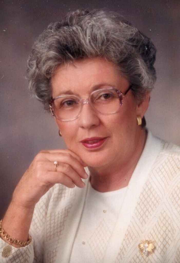 Vera Leiwana "Tieny" Rawls