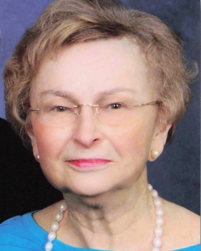 Carolyn Elliott Link