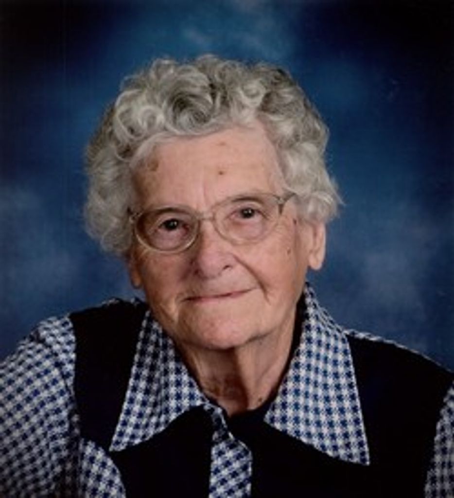Esther Klapoetke