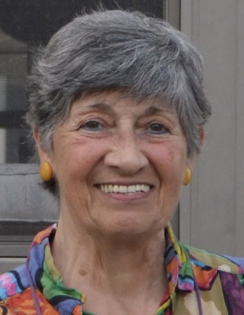 Elizabeth "Betty" (Morose)  Csogi Profile Photo