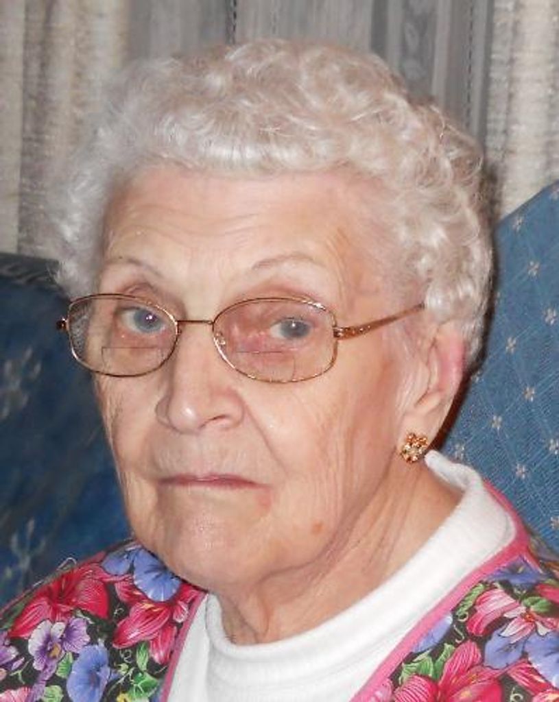 Annette Paradis Profile Photo