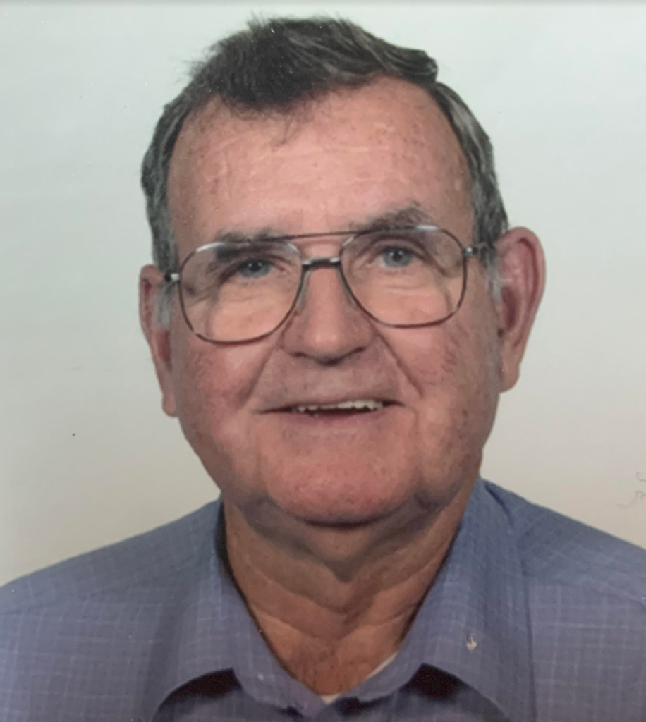Dwight "Tom" Lee Manning