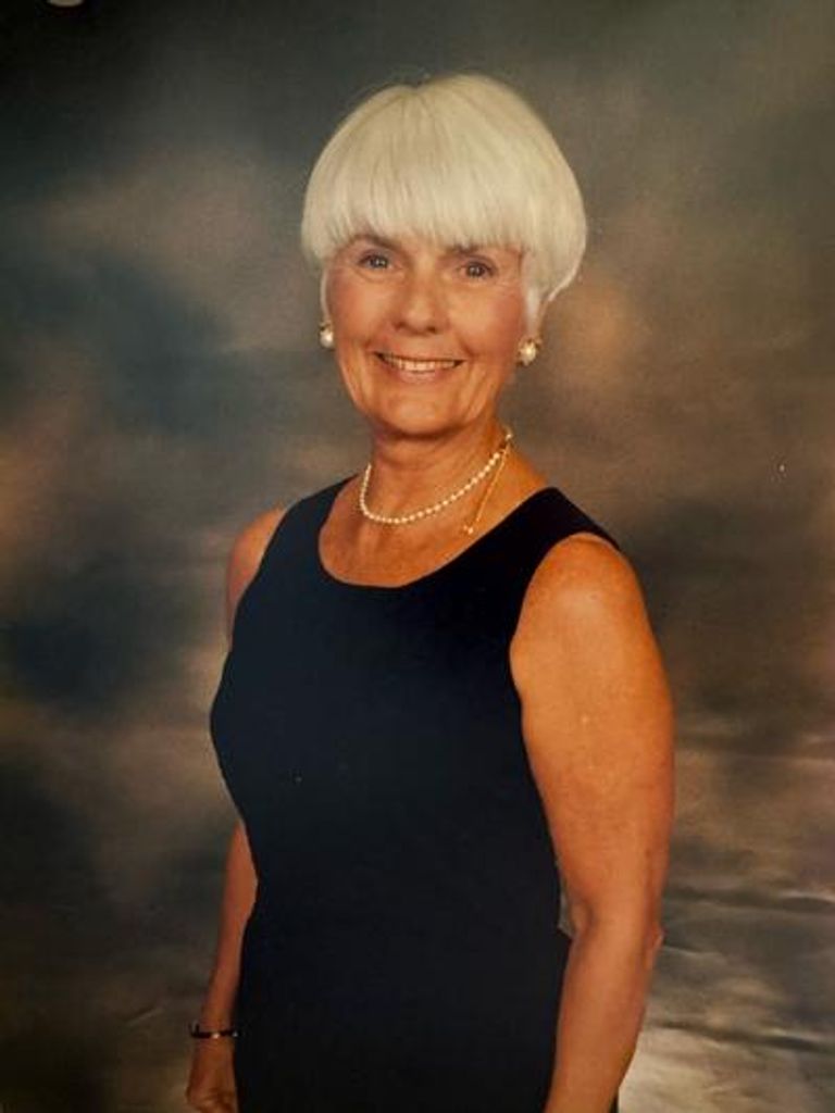 Marilyn E Martine Profile Photo