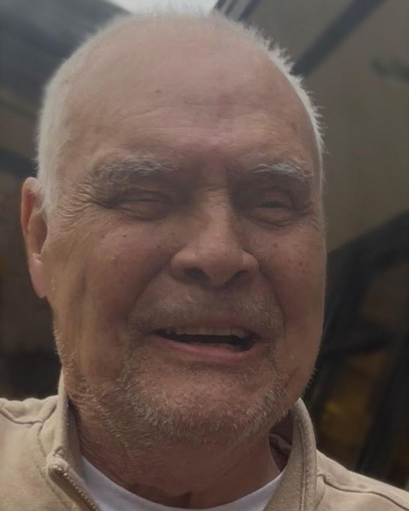 Robert "Bobby" Dile