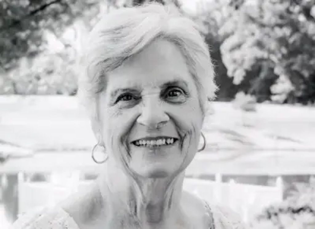 Beverly Hand