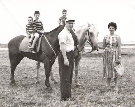 Betty Carroll photo gallery thumbnail 50 of 122