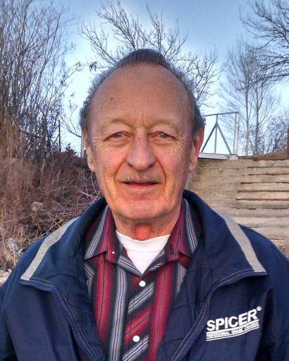 Larry Ray Lindquist's obituary image