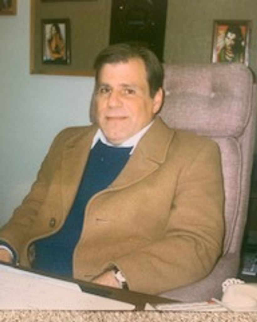 Charles Martin Oliveri Profile Photo