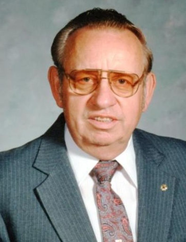 Earl Whitton