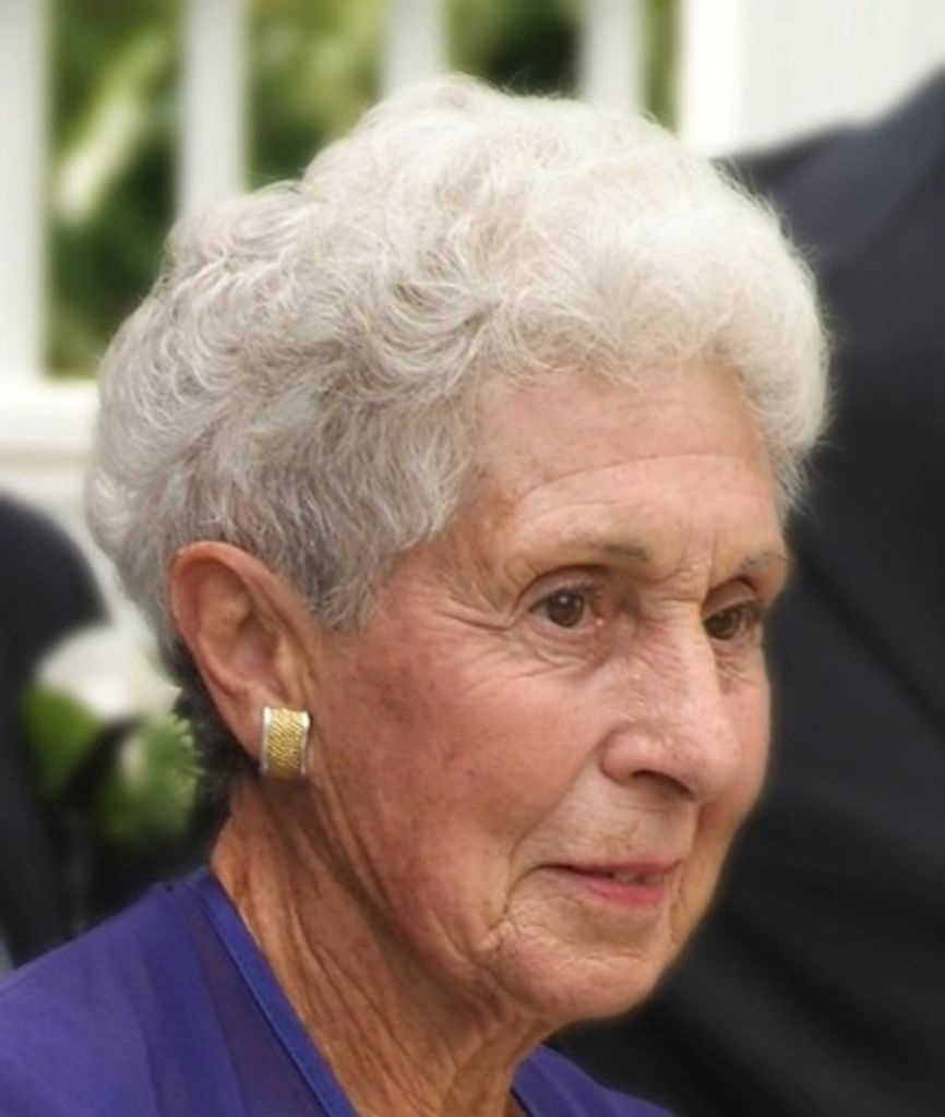 Norma Troup Sassorossi