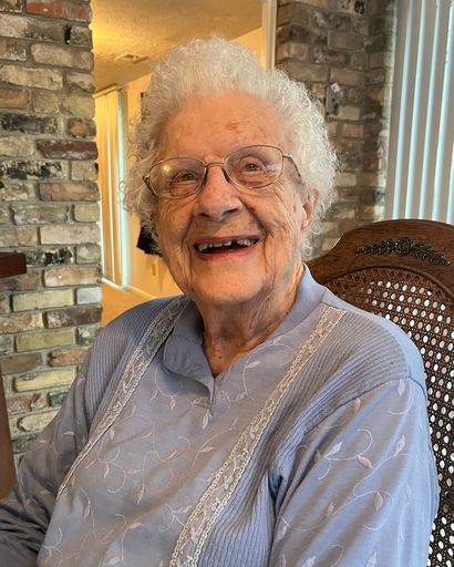 Julia Pauline Rowe's obituary image