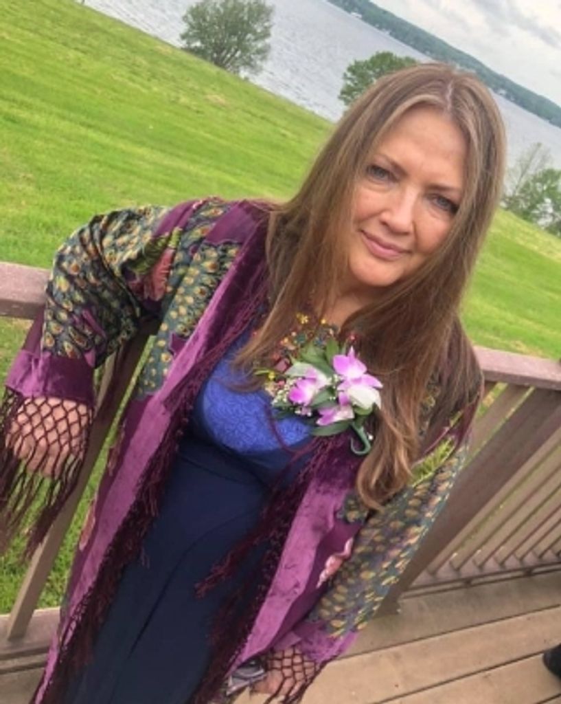 Sandra L Mattina