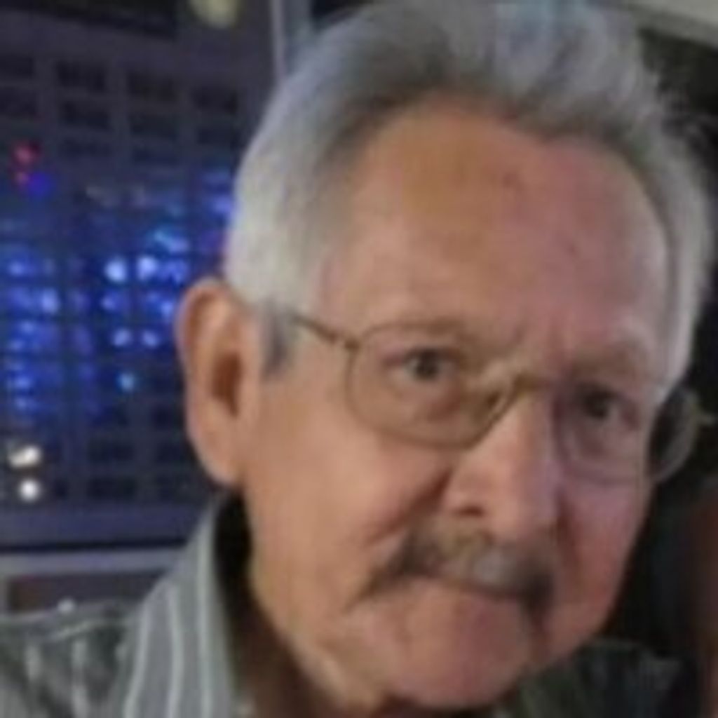 Luis R Casares Sr. Profile Photo